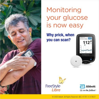 FreeStyle Libre Reader Glucose Monitoring System (4 Sensor With 1 Reader) combo