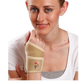 Tynor W Brace with Thumb Support – Pain Relief & Comfort